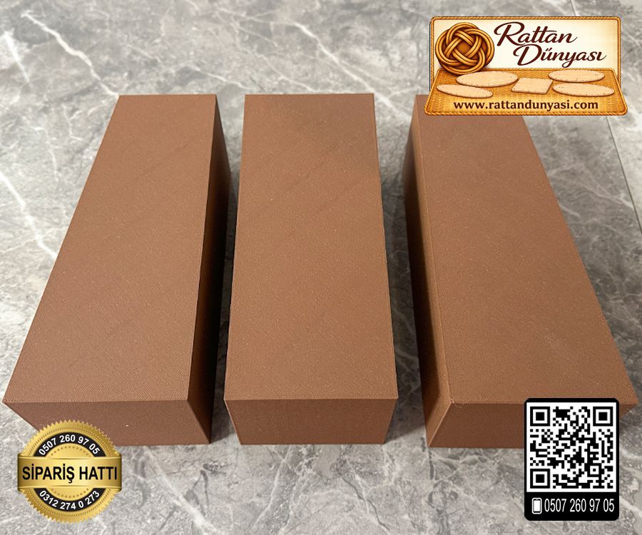 Üçgen Kalıp - 25x20x7 cm (Parçalı)