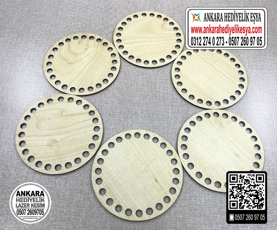 Delikli Akçağaç Daire Bardak Altlığı