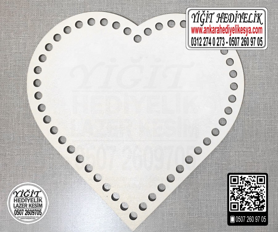 Delikli Kalp Tabanlık 15x15 cm / Penye Ribbon İp Beyaz Sepet Tabanı