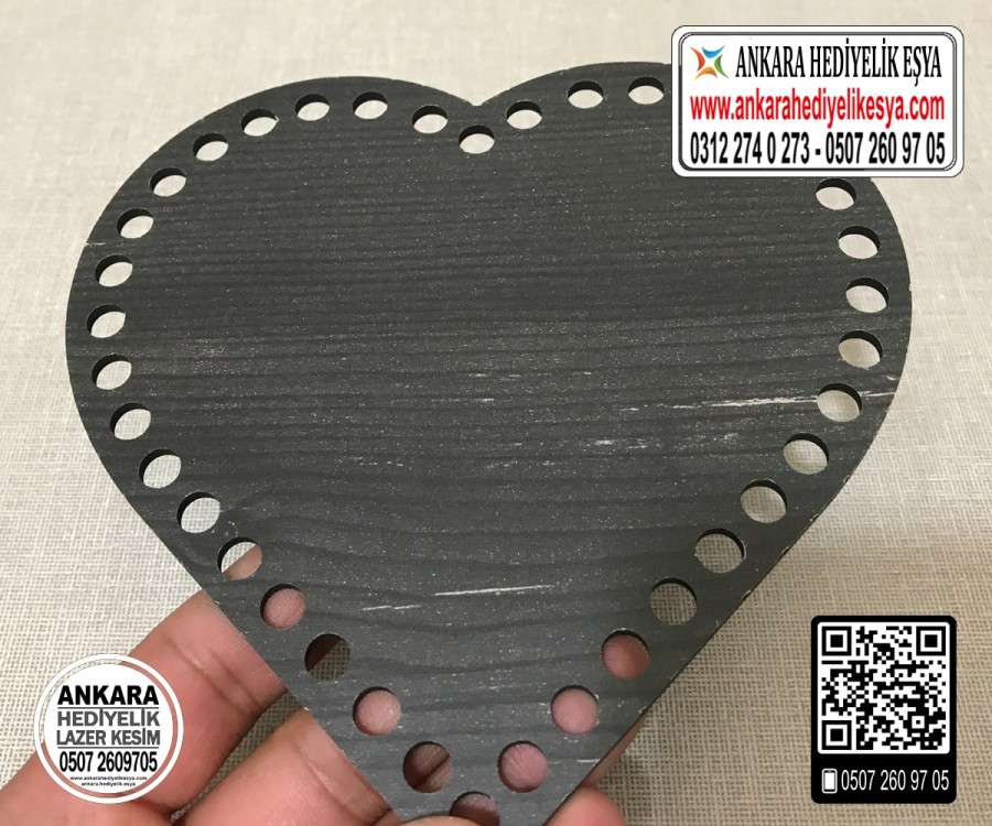 Rebab Kalp 15 cm Tabanlık